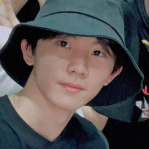 揭秘：英雄冒险团传说皮肤独家获取攻略，速来一探究竟！