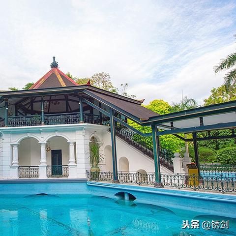 《苏丹宫廷礼仪指南：铜读物独家获取攻略》