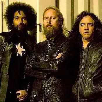 《太空杀》爱丽丝时装惊艳登场!富豪场酒馆狂欢,揭秘神秘潮流盛宴 《太空杀》爱丽丝时装惊艳登场!富豪场酒馆狂欢,揭秘神秘潮流盛宴