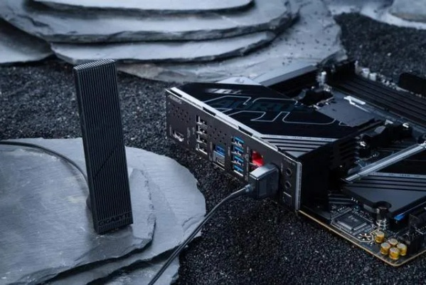 《剑星PC版首发！艾尔莎BOWMID B760 PRO D4，畅玩新境界揭秘》