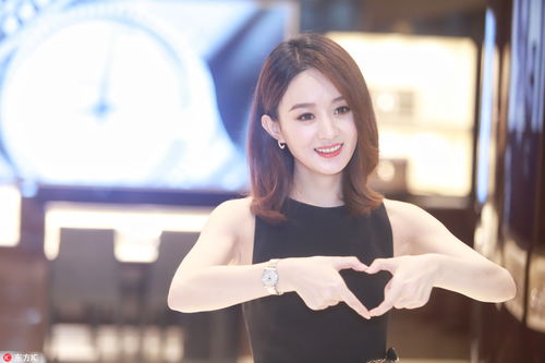 《剑星》新模性感爆表！大雷女神独家比心诱惑大揭秘