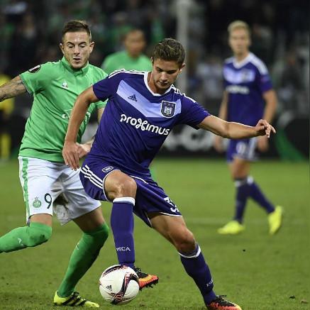 世俱杯八强揭晓！《最佳球会》带你重温曼联辉煌时刻