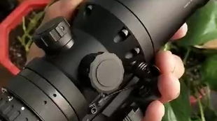 SCUM瞄准镜性能解析：揭秘不同型号优劣对比