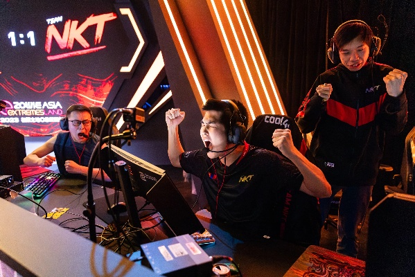 CS2中国战队央视专访：历史夺冠瞬间与未来展望揭秘