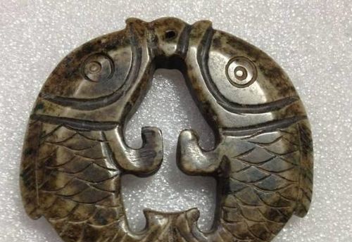 《明末神物揭秘:渊虚之羽鱼龙玉佩有何神秘力量?》 《明末神物揭秘:渊虚之羽鱼龙玉佩有何神秘力量?》