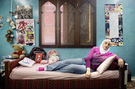 《隐秘档案揭秘：小女孩的幸福生活探秘》