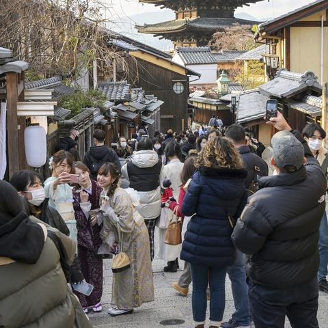 《滑雪游戏盘点：2023年度十大热门排行》