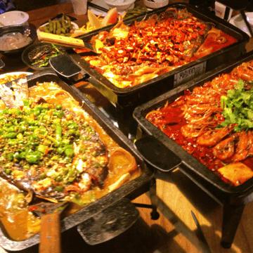 《美食游戏盘点：热门排行榜前十，解锁味蕾盛宴》