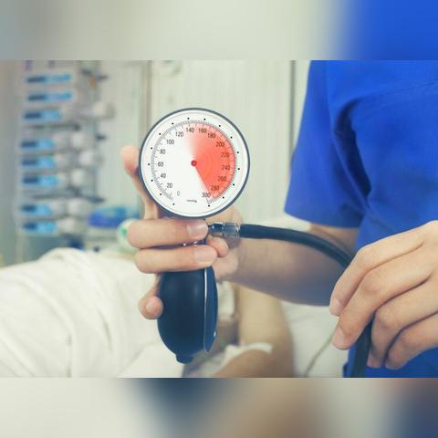 《血压飙升挑战攻略：文字游戏通关秘籍》