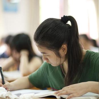 《血压飙升挑战攻略：文字游戏通关秘籍》