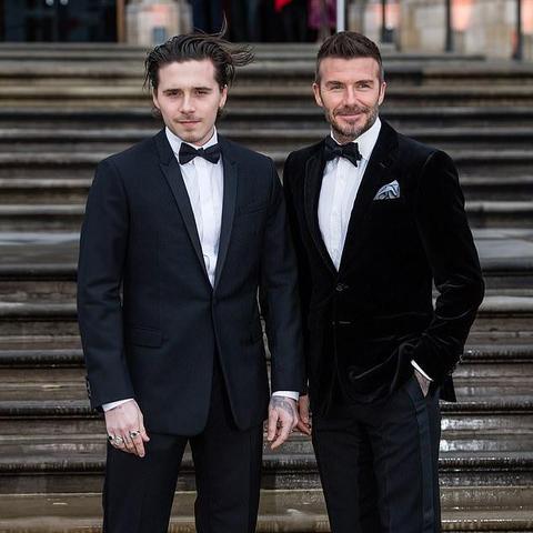 《盘点十大热门裸露游戏！必玩榜单揭晓》