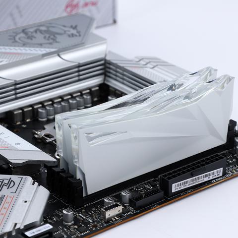 《2023年度热门硬件游戏大盘点：哪款硬件游戏最值得玩？》