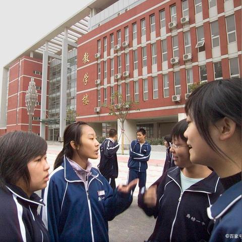 《2023年度热门硬件游戏大盘点：哪款硬件游戏最值得玩？》