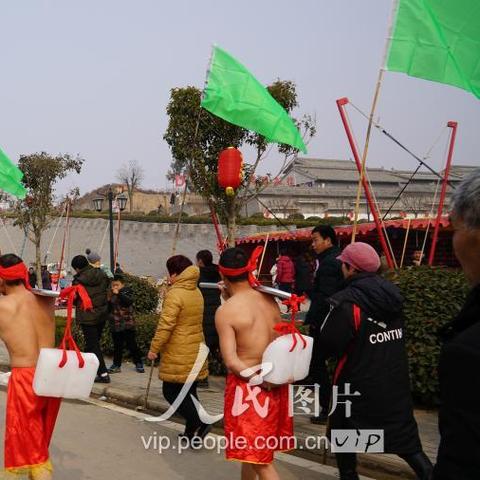 《地下城与勇士起源12卷深度攻略，解锁隐藏技巧》