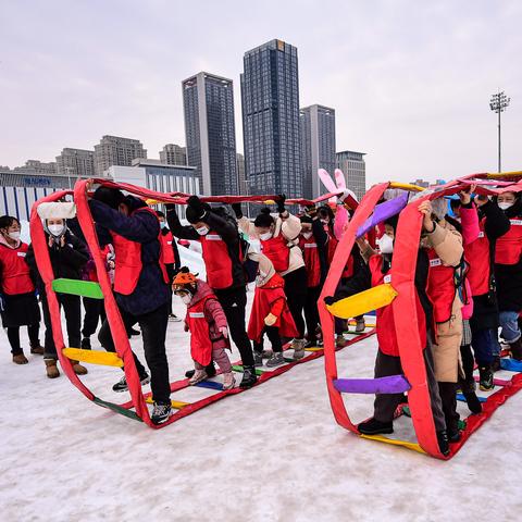 《2023热门真实模拟游戏盘点：探索虚拟世界的乐趣》