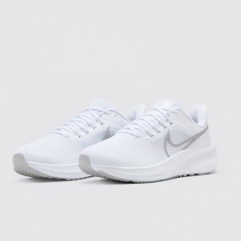 《独家盘点！2023年十大热门教程游戏，新手必玩攻略》