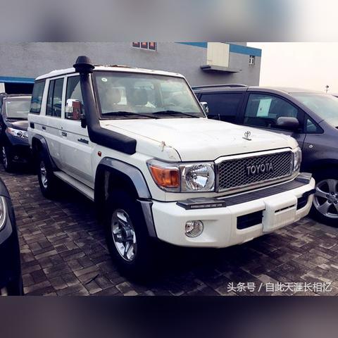 《黑色沙漠手游鹰之痕迹全攻略：快速找到三处隐藏痕迹》