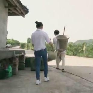 山村老屋3守墓人房间攻略：隐藏技巧大揭秘