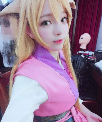 韩援女神Coser日常曝光，游戏圈独家视角！