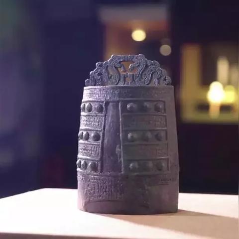 《光遇编钟修补匠藏身之谜：揭秘神秘位置》