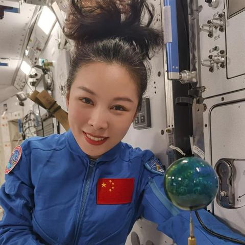太空游戏盘点：十大耐玩排行榜，探索宇宙的极致体验