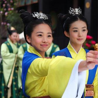 《深宫曲宫女代幸攻略：宫女必备生存技能揭秘》