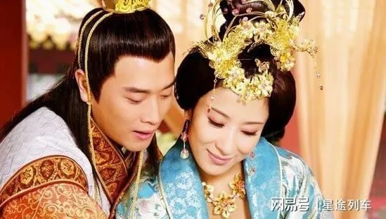 《深宫秘策：如何让儿子顺利成为太子？》