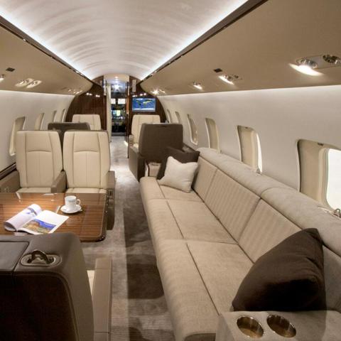 《十大热门飞机游戏盘点：玩家必玩精选》