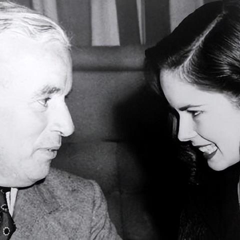 《光夜查理苏攻略：约会高胜率技巧揭秘》