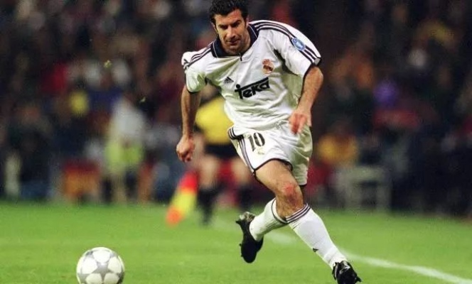 边路霸主升级！双技能史诗菲戈强势回归，足球盛宴再启