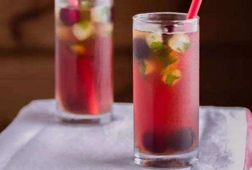 小森生活独家揭秘：西瓜汁制作攻略，轻松解锁夏日饮品新境界