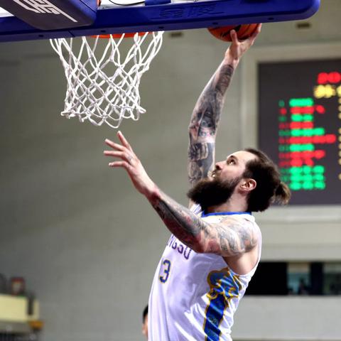 滨海酒镇防守攻略：掌握关键点位，轻松应对挑战