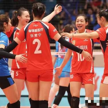 FC PRO冠军杯落幕，《足球世界挑战赛》巅峰对决精彩回顾