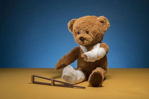 百年丝螽挑战攻略：掌握高效打法，轻松通关技巧揭秘