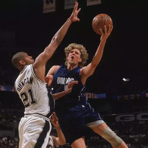 《游戏王决斗链接》基斯霍华德解锁秘籍：高效攻略揭秘新技巧