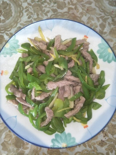江湖悠悠青椒肉丝秘籍：轻松学会家常美味新做法