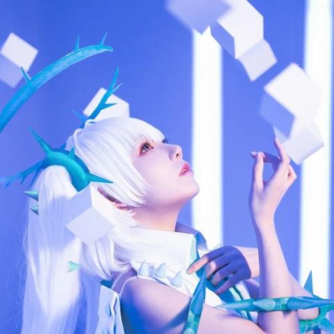 战双帕弥什露娜银冕组阵容攻略：构造体搭配技巧解析