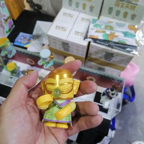 盲盒挑选技巧+卡组搭配秘籍，解锁最强潮玩团新境界