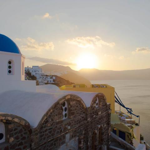 不思议皇冠瓶中精灵攻略：揭秘实用效果与升级技巧