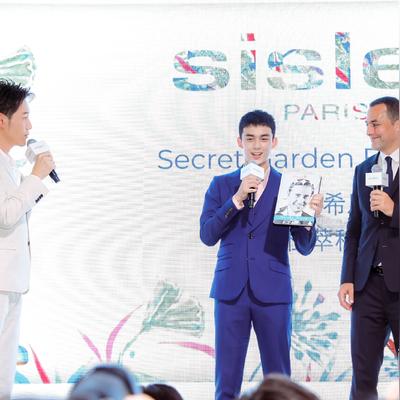 奇幻游戏盘点：十大热门必玩，探索无尽奇幻世界秘境