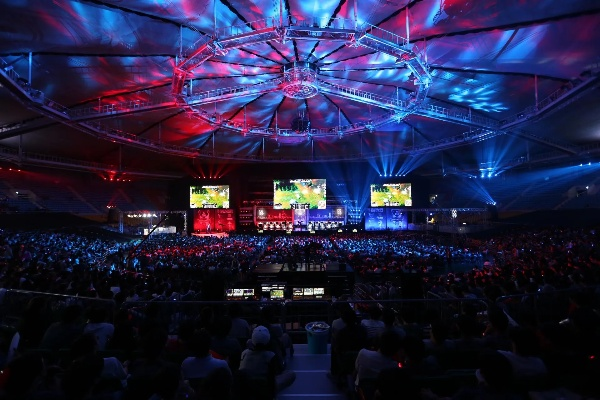 2025《英雄联盟》S15总决赛门票抢购！成都决赛门票688元起，独家优惠等你来！