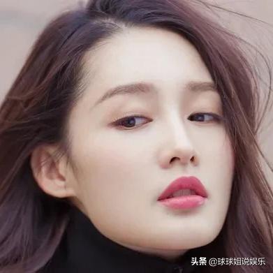 悠长假期服装获取攻略：揭秘高效获取秘籍