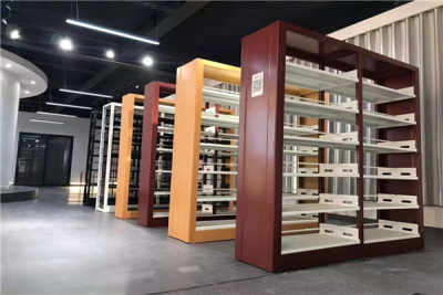 甜点消消链玩法揭秘：书架工厂升级攻略，油漆链条新玩法大公开