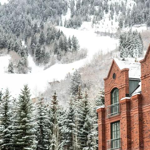 雪游戏盘点：十大热门必玩雪地冒险，体验极致冰雪乐趣