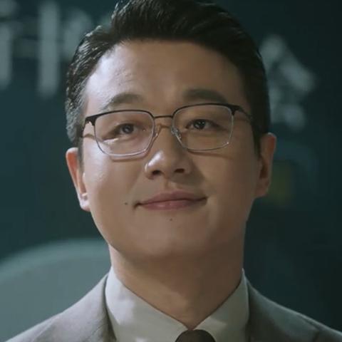 迷雾之夏攻略：解锁记忆错位技巧，轻松达成完美结局