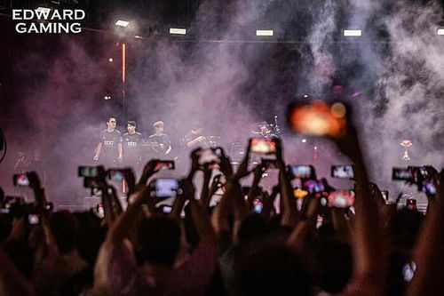 B-52鸡尾酒食之契约飨灵配音属性解析，深度揭秘独特魅力