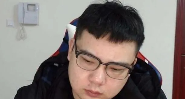 破解大千世界李老八基因锁秘籍，解锁人物潜能新篇章