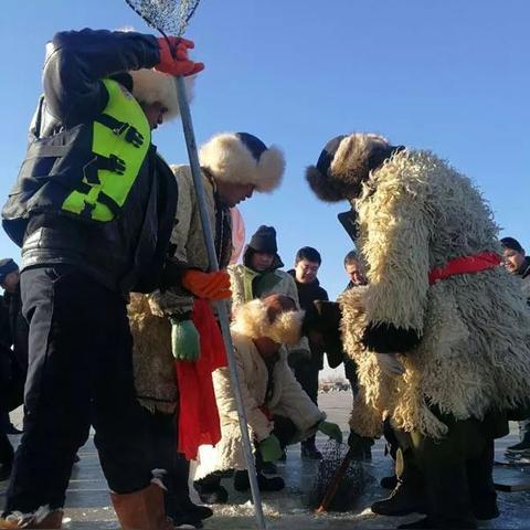 雪游戏盘点：精选冬季热门玩法，畅玩冰雪盛宴