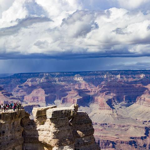 十大经典美国游戏盘点：揭秘哪些游戏值得一玩，解锁热门游戏新视角