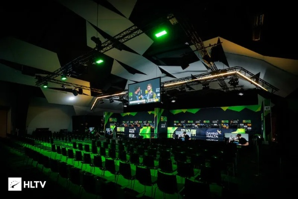 CS2 ESL女子联赛停运揭秘：经济困境下的电竞转型新篇章